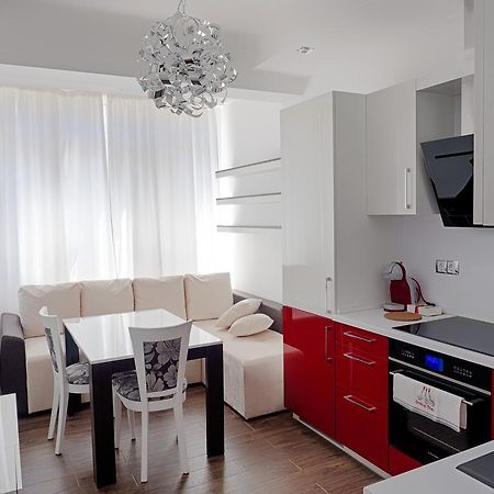 Top Center Luxury Apartment Gabrovo Esterno foto